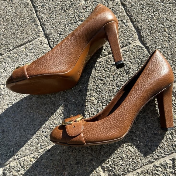 Gucci Heels - Picture 5 of 5